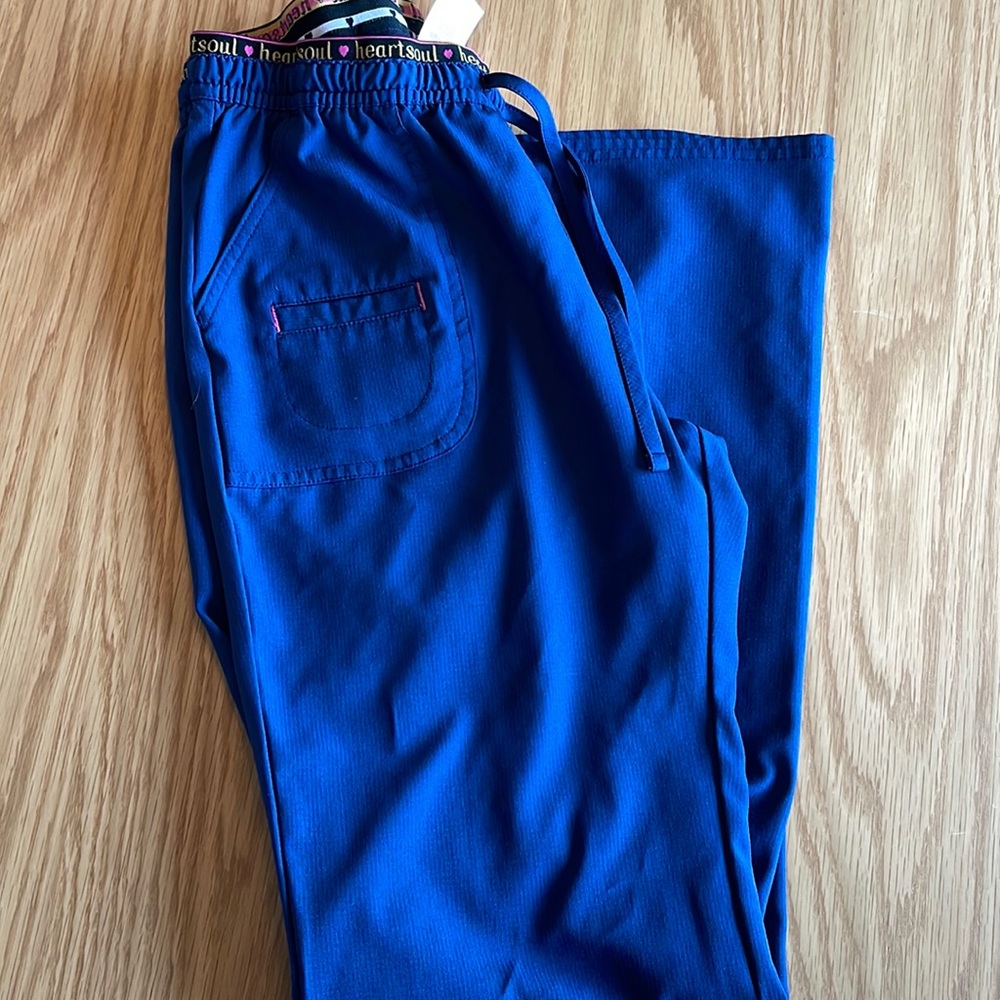 Heartsoul XS top and XS regular pant, navy color